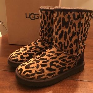 UGG AUSTRALIA PONYHAIR CHEETAH PRINT SIZE 7